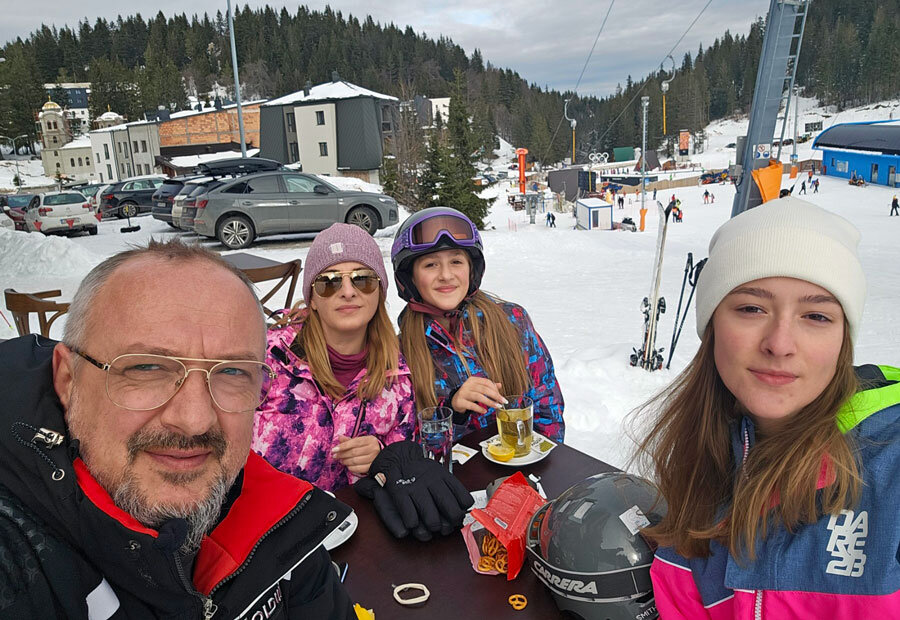 Танески: „Семејството ми е ветер во грб во професиналната кариера.“