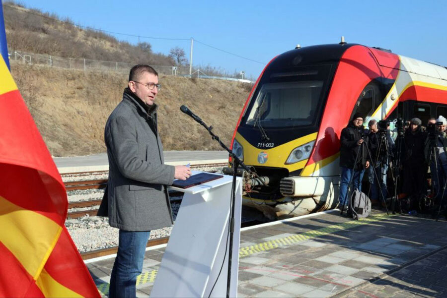 Премиерот најавува градежна офанзива. | Извор: Влада
