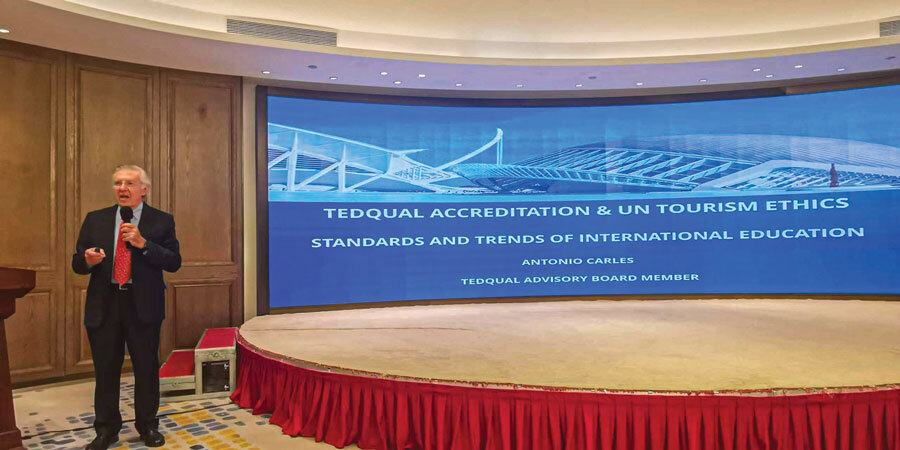 Карлес: „Наставниот кадар е еден од клучните столбови на која било програма.“