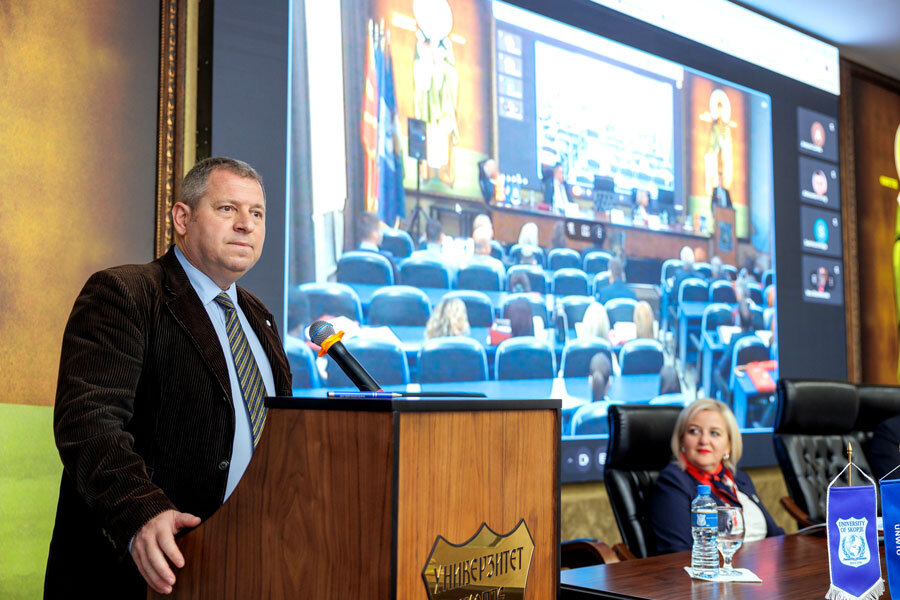 Проф. д-р Горан Бандов, професор по меѓунеродни односи и дипломатија од Хрватска.