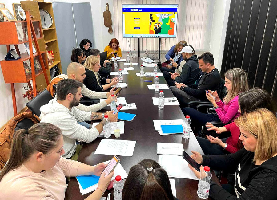 Занаетчиска комора – Скопје постојано работи на подобрување на условите за развој на занаетчиството преку законски предлози.