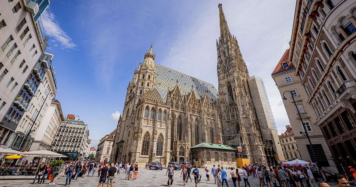 Виена: Секој чекор низ улиците како да е танц „на убавиот син Дунав“