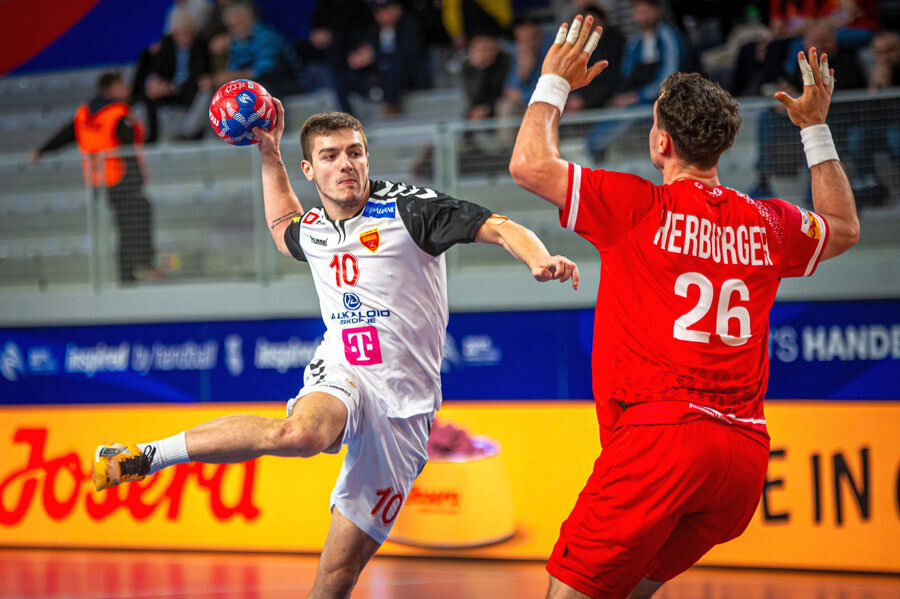 Пожртвуваност, максимално залагање, крајна посветеност, огромна самодоверба, храброст, беспоштедност, подготвеност за надигрување до последен миг и невидена на желба за успех. Ракометарите ја пренесоа на теренот огромната страст што им ја вдахна Лазаров.