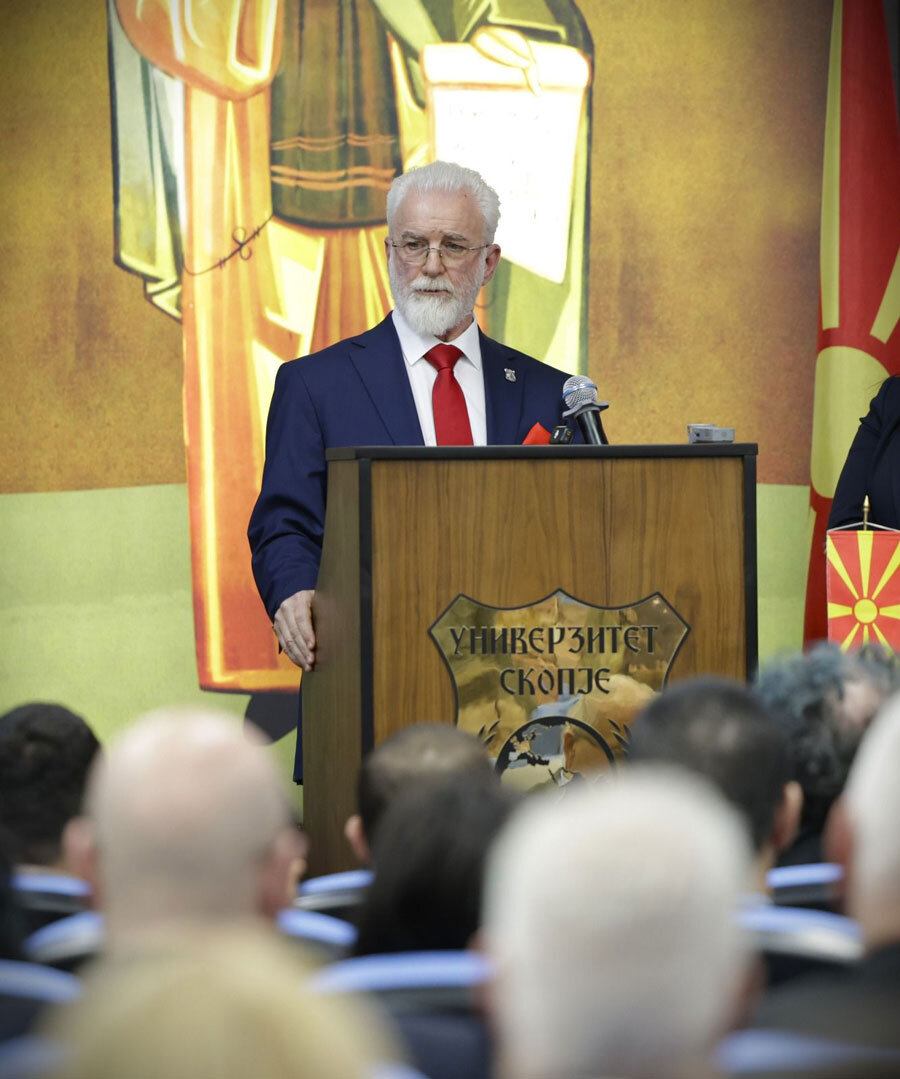 Миленковски: „Не постои невозможно за оние што постојано се обидуваат. Никогаш не се откажувајте.“