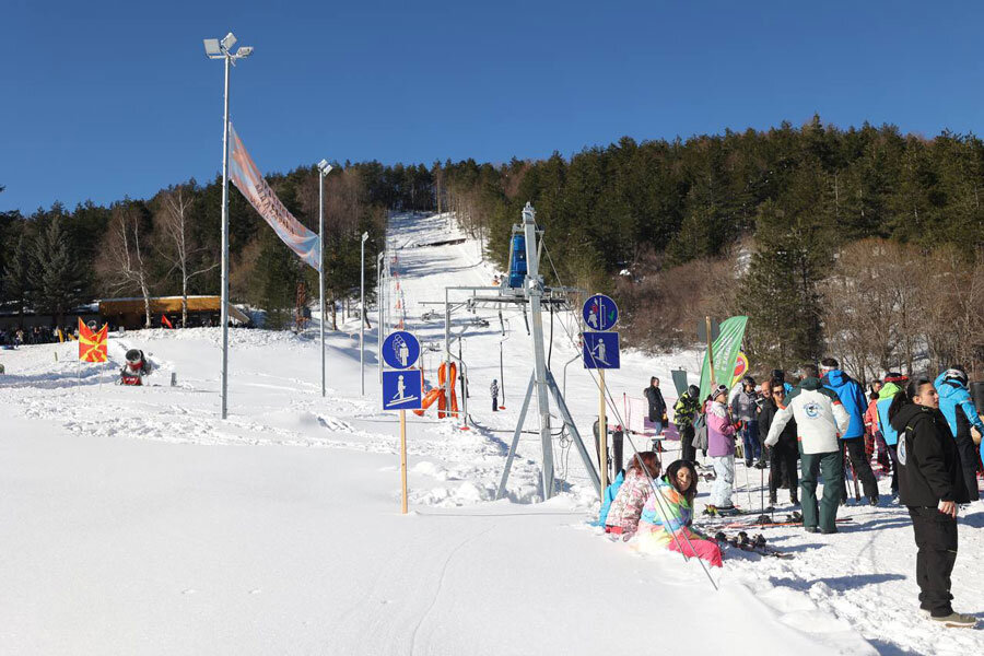 Одлични временски услови и доволно снег за посетителите.