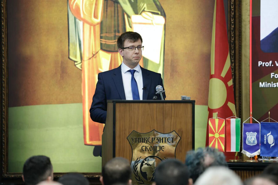 Бока: „Во ЕУ не е вообичаено да се дебатира за алтернативи, ако критикуваш ќе бидеш замолчен.“