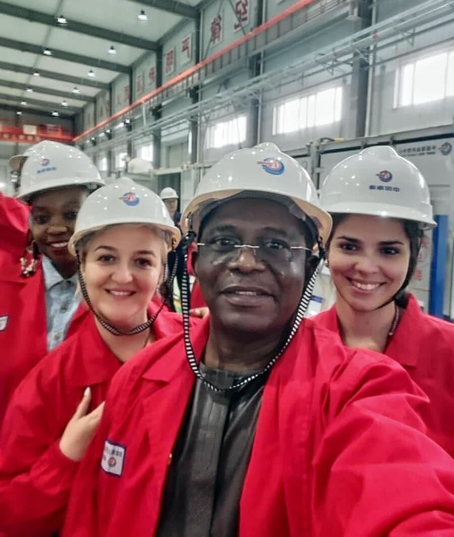 Едукативна посета на нафтени платформи во Тианјин, Кинеско Море.