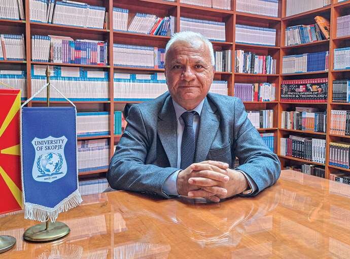 Макроекономски проекции за 2025 година