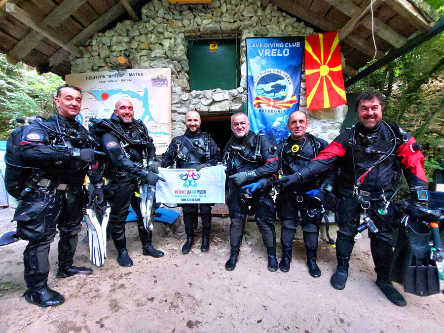 Миланоски: „За првпат нашите нуркачи влегоа и ја истражија досега неистражената подводна пештера.“
