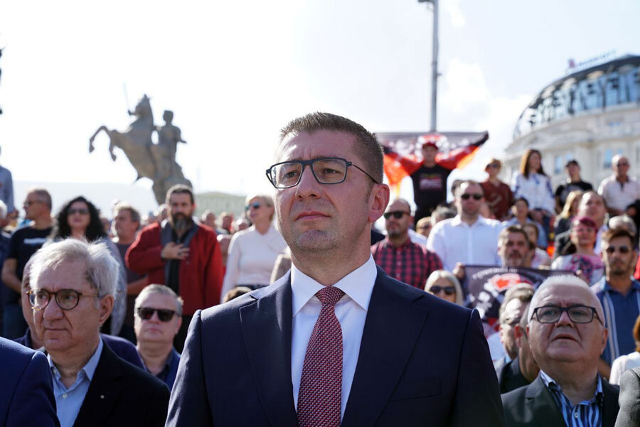 Мицкоски: „Преку стратегија во три чекори, ќе ги вратиме младите назад во Македонија.“ | Извор: ВМРО-ДПМНЕ